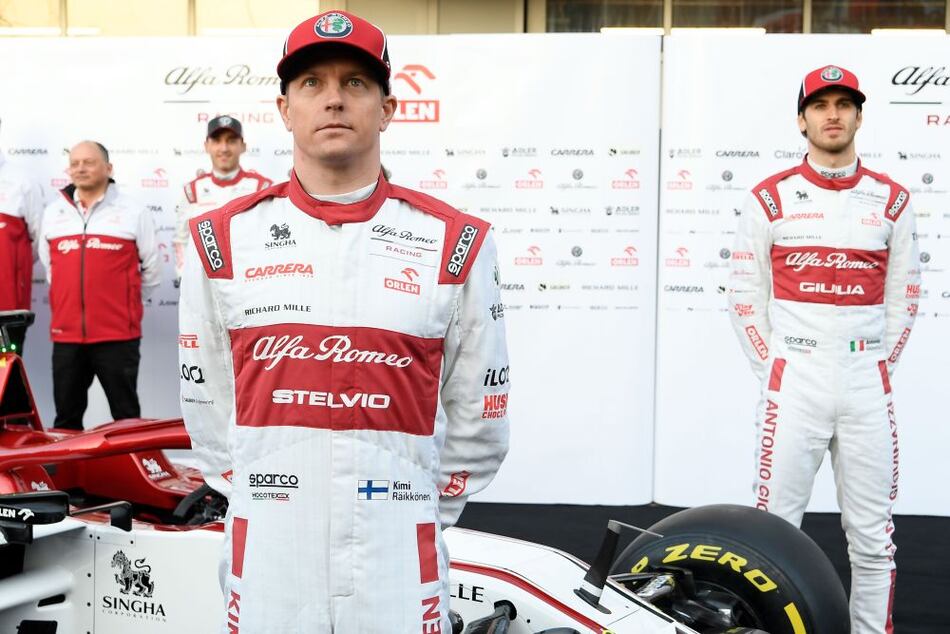 Raikkonen domina día de ensayos