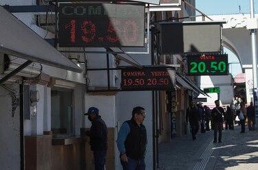 El plan fiscal de Trump amenaza flujos de remesas claves para México y Centroamérica