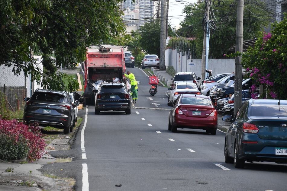 Calles de San Francisco no cumplen con normativas: estudio en Villa Lilla lo confirma