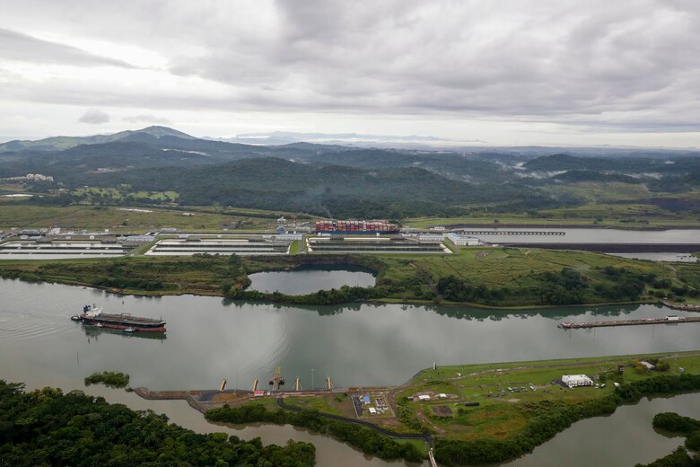 Canal de Panamá destinará $1,600 millones para garantizar agua y operación hasta 2074