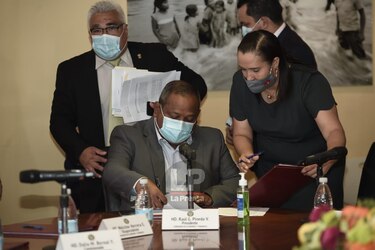 Diputado Pineda le sugiere a la DGI presentar proyecto de ley para que plataformas de venta paguen impuestos