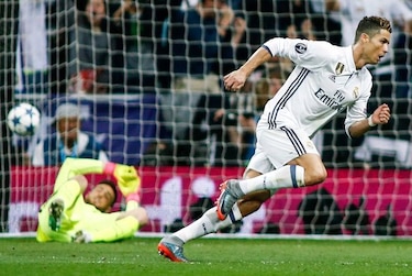 Real Madrid gana 3-0 con triplete de Cristiano
