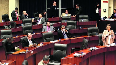 Ausentismo marca al Legislativo