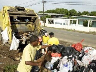 Vallarino dice que no anticipa una crisis en la basura