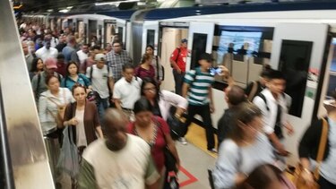 Metro pide revisión del sistema neumático y de frenos de la flota de trenes
