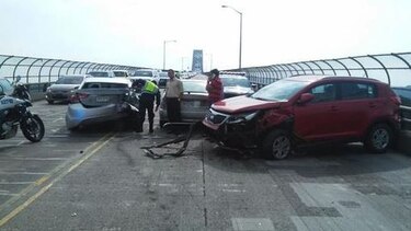 Accidente sobre el puente de Las Américas
