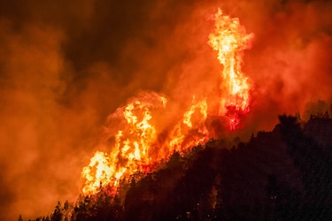 Más de cuatro mil hectáreas arrasadas por los incendios en la Patagonia argentina