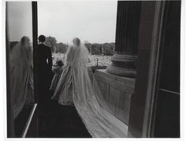 Fotografías inéditas de la boda de Diana de Gales con Carlos conmueven al público británico