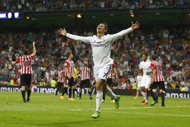 Cristiano y Benzema del Real Madrid aplastan al Athletic