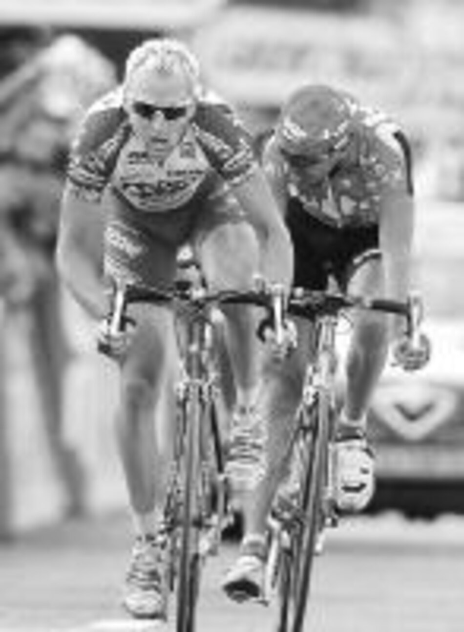 Dario Frigo domina última etapa alpina del Tour de Francia