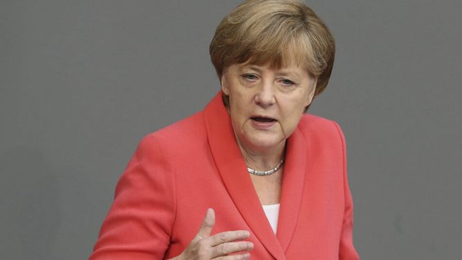 Merkel pide al Parlamento que apoye negociaciones con Grecia