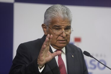 ‘La gente que paga al Seguro no está pidiendo limosna’: Mulino sobre atención a los pacientes en la CSS