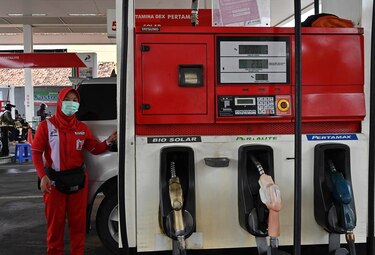 Nueva disparada del petróleo por sanciones que afectan exportaciones rusas