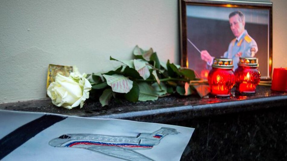 Rusia investiga causas de caída de avión que iba a Siria