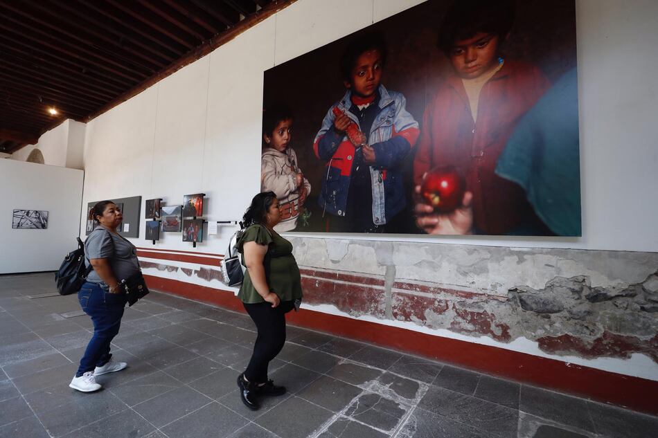Guerra, salud y migración destacan en la exposición del World Press Photo en México
