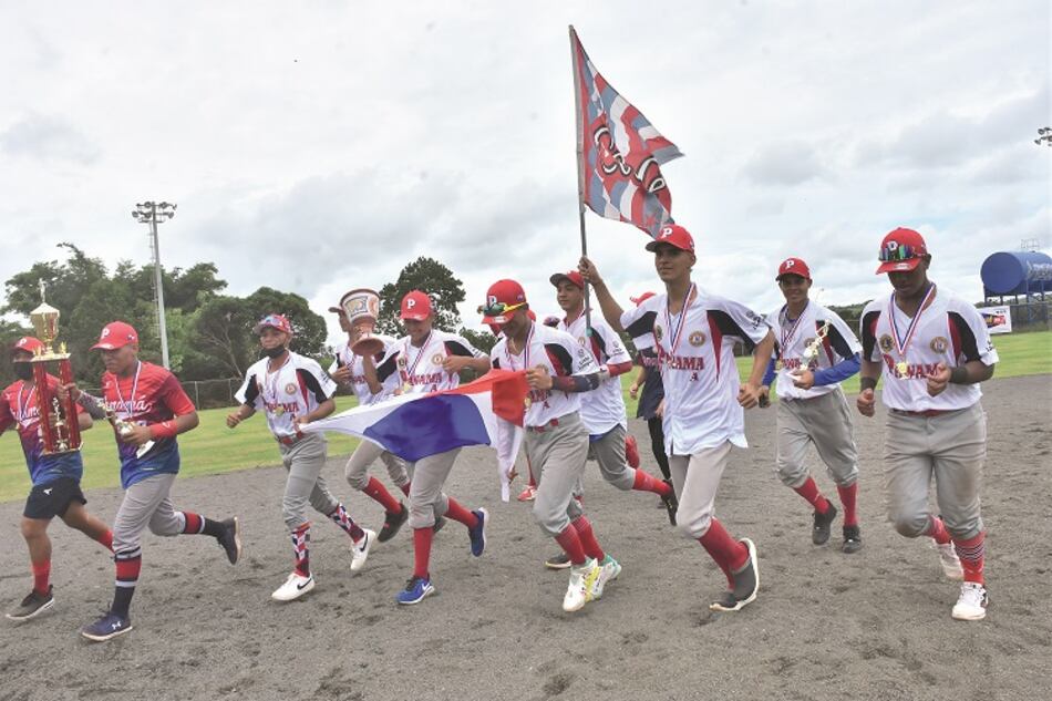 Coclesanos vencen a Veraguas y se coronan invictos en Latinoamericano Senior