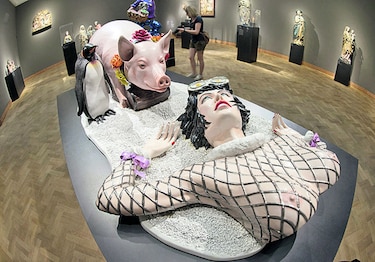 Koons atrae más visitantes que Dalí