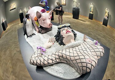 Koons atrae más visitantes que Dalí
