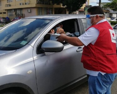 Suspenden trabajos de construcción en una escuela en Los Santos tras brote de coronavirus