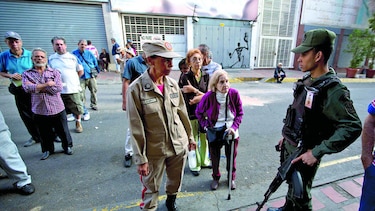 La apatía marca los comicios regionales en Venezuela
