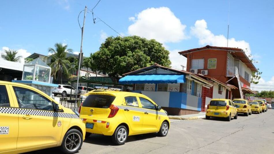 Conductores del sector selectivo emplazan a la ATTT