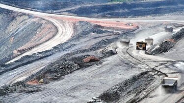 Mineral de hierro busca pista sobre fin de la escasez en Vale