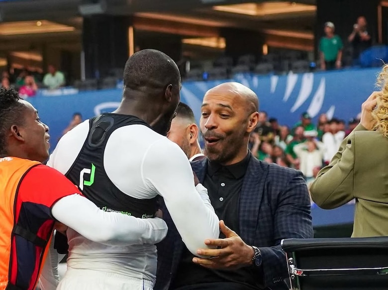 Thierry Henry, el protagonista del abrazo emotivo de Cecilio Waterman