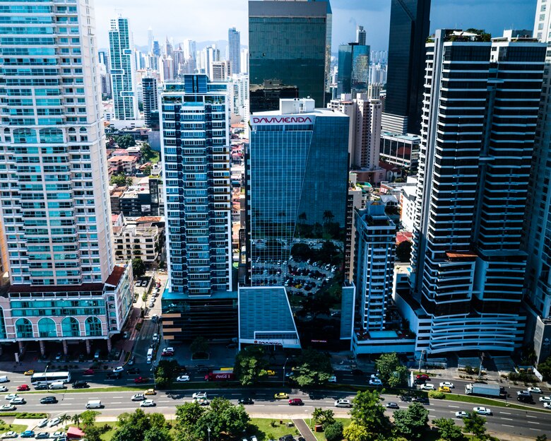 ‘Social Skin’ un concurso que apoya a los jóvenes emprendedores que están trabajando para hacer un mundo mejor