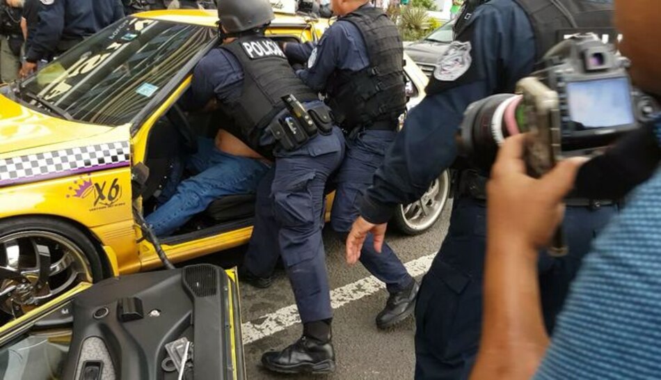 Conductores protestan contra la plataforma Uber