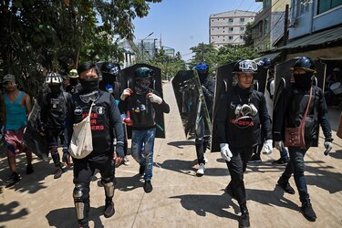 Manifestantes prodemocracia dispuestos a luchar ‘hasta el final’ en Birmania
