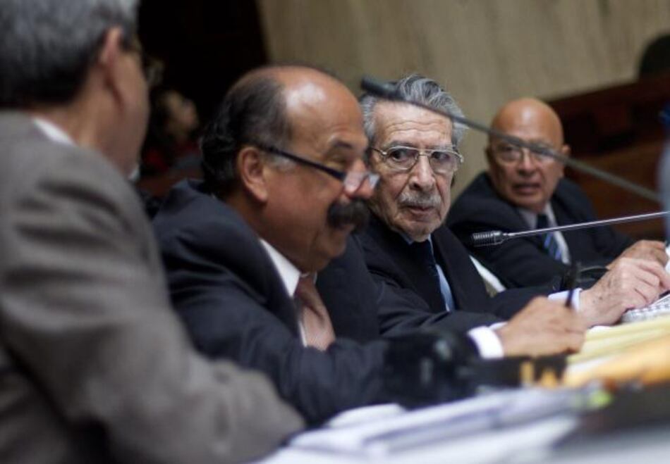 Pérez Molina niega papel en genocidio