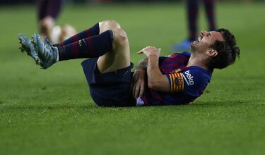 Messi lesionado en un brazo a una semana del clásico liguero