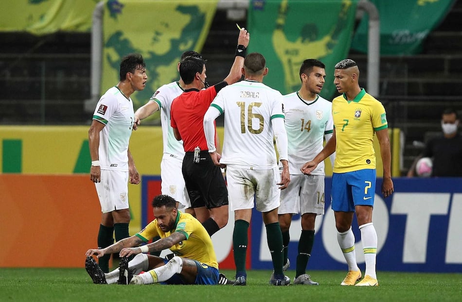 Sin despeinarse, Brasil arrolla 5-0 a Bolivia en debut hacia Catar-2022