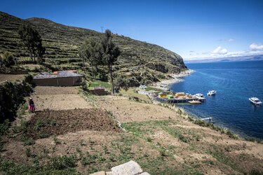 Amanecer en la Isla del Sol, Bolivia