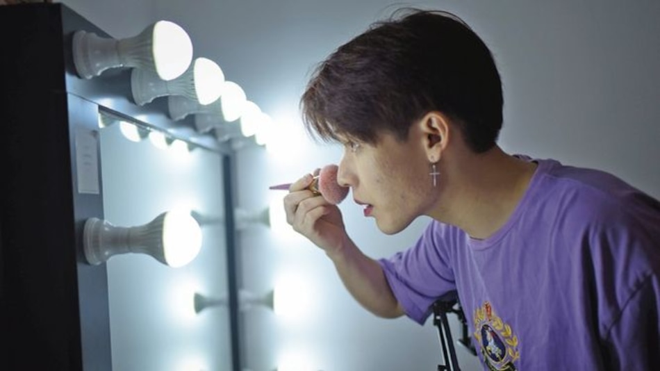 Maquillaje para hombres atrae a clientes en China