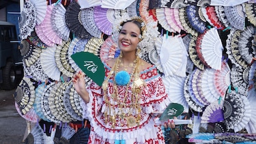 Destacada participación de Banco LAFISE celebrando la tradición y la cultura panameña en el Desfile de las Mil Polleras