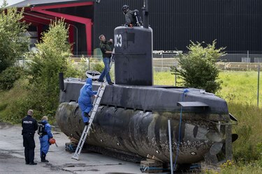 Policía danesa halla la cabeza de la periodista sueca que murió en un submarino