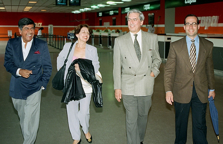 Mario Vargas Llosa: literatura, política y los balcones del Casco Viejo