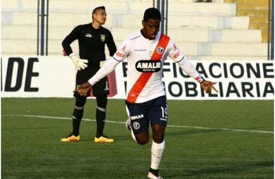 Panameño Sergio Moreno y colombiano Lionard Pajoy, mejores extranjeros en Perú