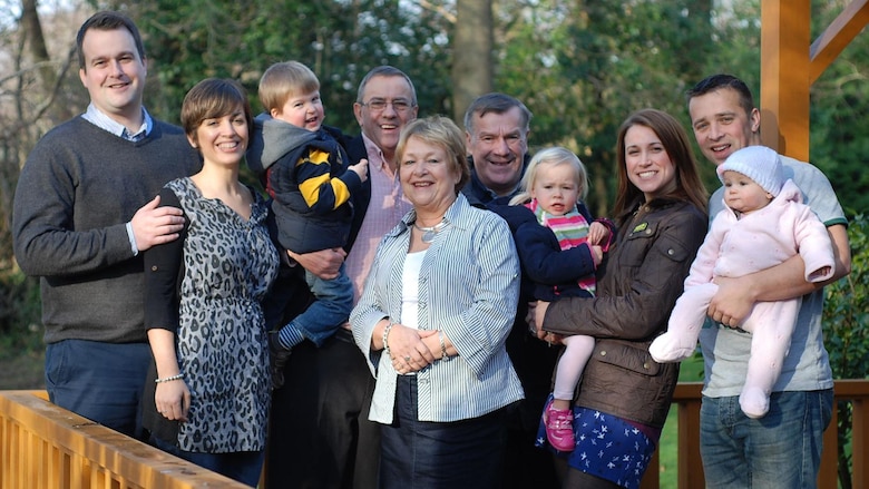 ‘Invitamos a un hombre a casa para Navidad y se quedó con nosotros 45 años’