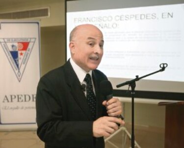 Preparan el plan educativo
