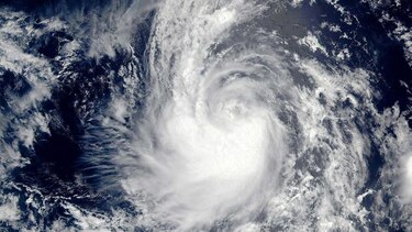 ‘Madeline’ se convierte en huracán de categoría 4 en el Pacífico