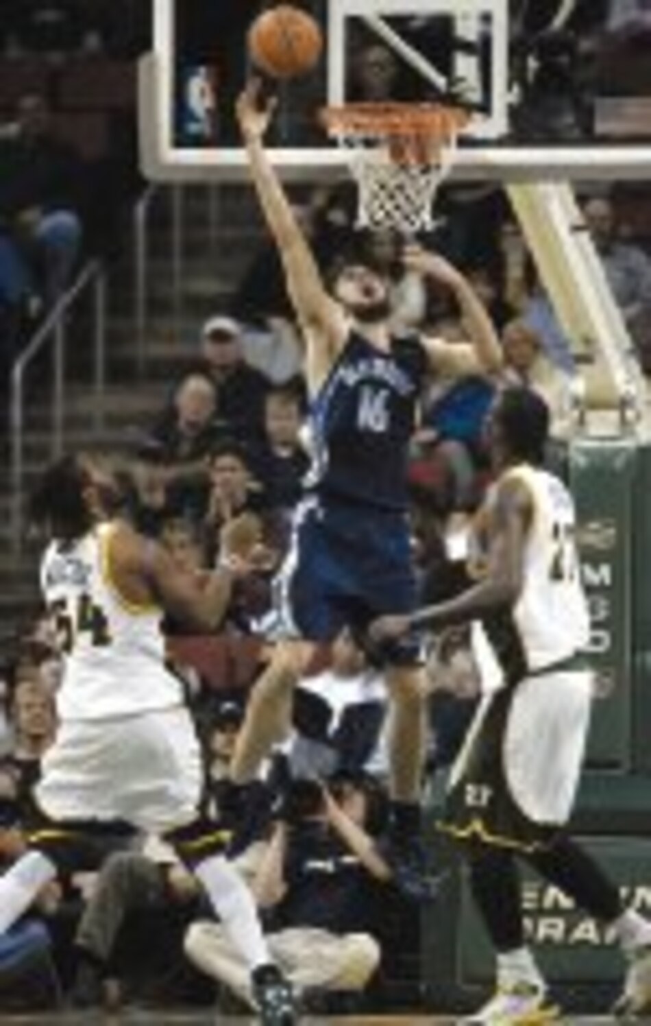 Pau Gasol consigue su primer triple doble