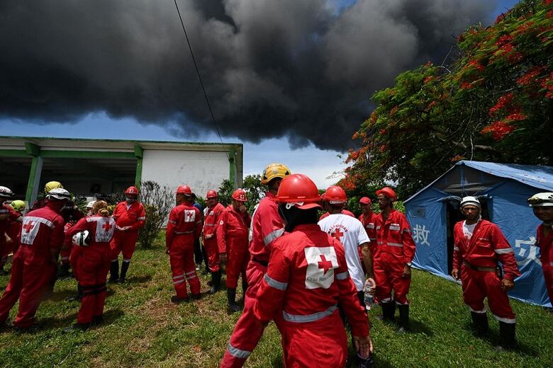 Incendio de combustible en Cuba deja un muerto, 17 desaparecidos y 121 heridos