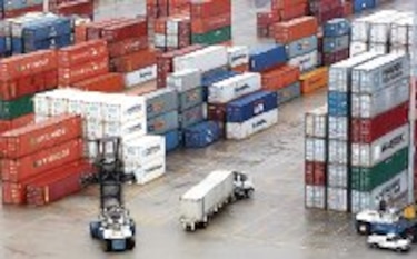 Regulan transporte y transbordo de alimentos