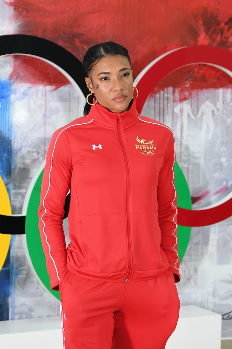 Atletas panameños reciben su indumentaria para los Juegos Olímpicos