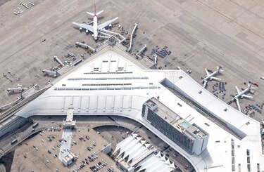 Cerca de 700 vuelos retrasados en aeropuertos de Dallas por falla de telecomunicaciones