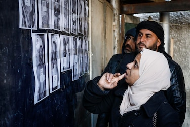 Siria cumple una semana sin Al Asad y la ONU inicia contactos directos con la transición