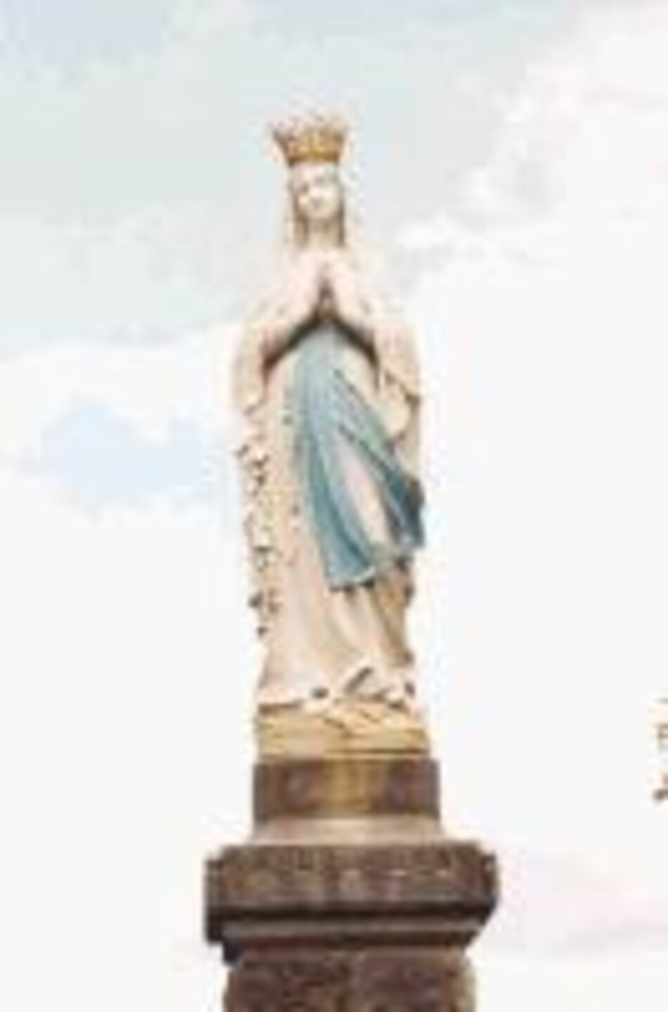 Bernadette de Lourdes y la visión de Aqueró