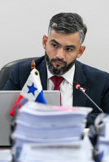Diputados cuestionan el gasto de $1.7 millones en seguros para funcionarios del Tribunal Electoral